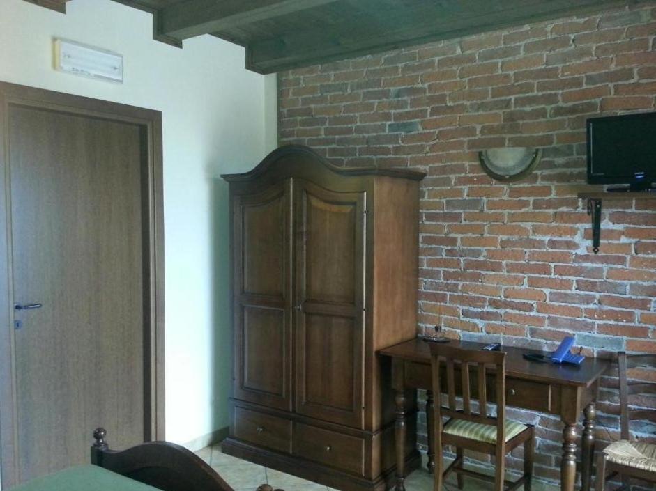Agriturismo Cascina Del Peso Leinì Zimmer foto