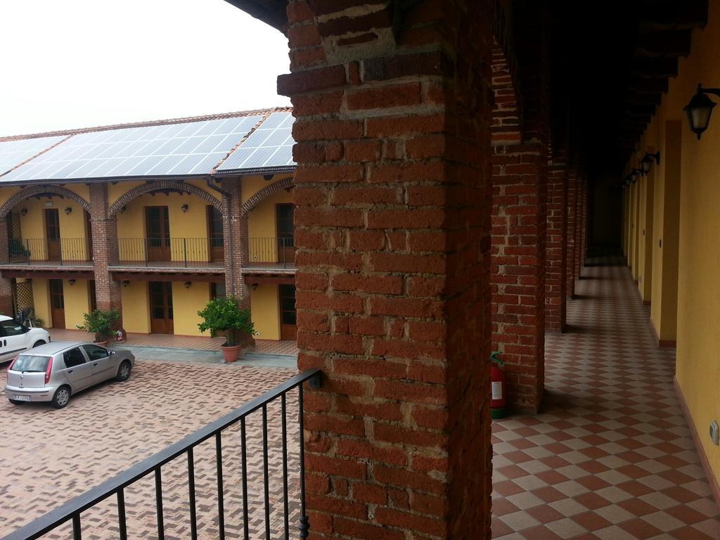 Agriturismo Cascina Del Peso Leinì Exterior foto